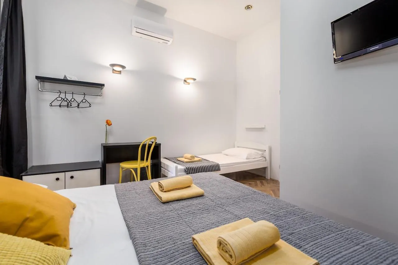 **  Hostel 1W Rijeka Croatia